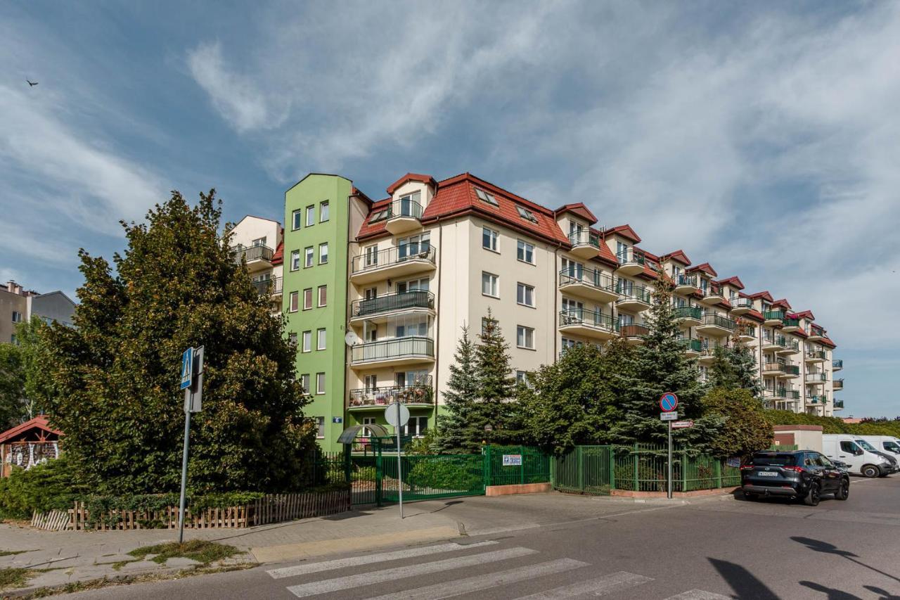 Chill Apartments Kabaty Family Warsaw Exterior photo
