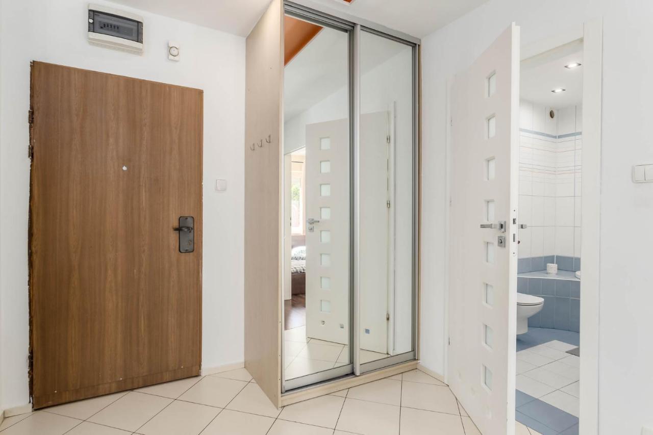 Chill Apartments Kabaty Family Warsaw Exterior photo